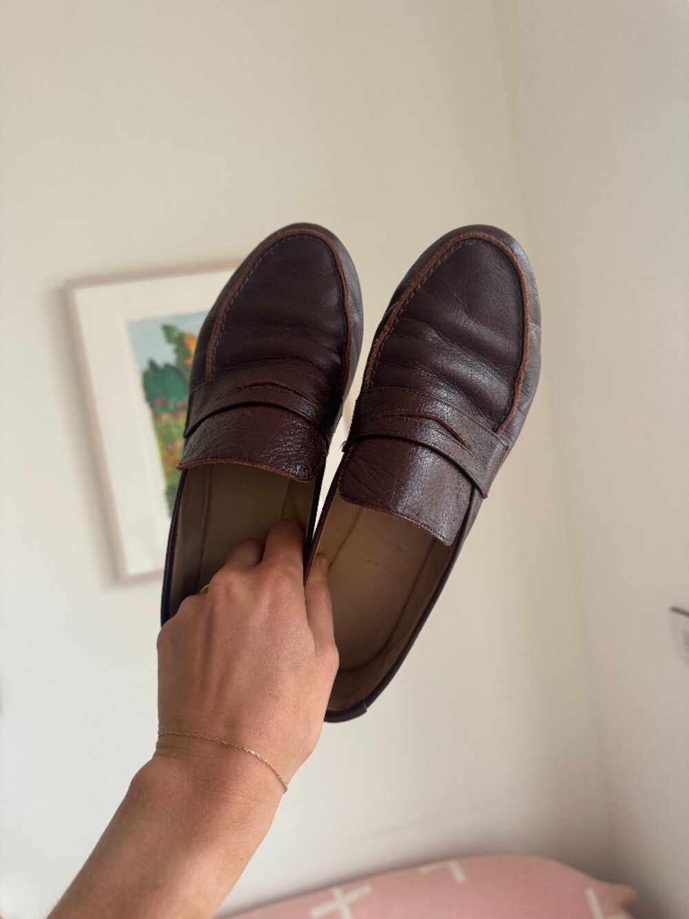 Penny loafer in oxblood, comes with og box/dustbag